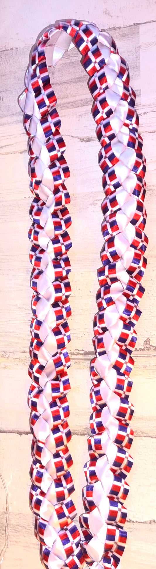 Dominican Graduation lei